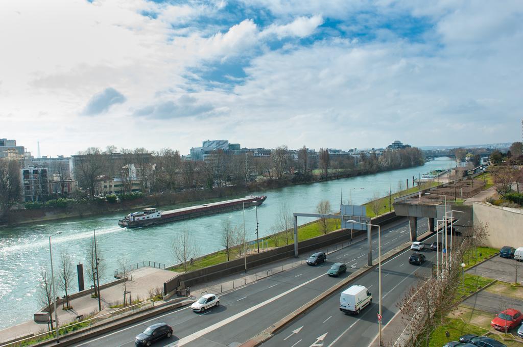 Ibis Budget Courbevoie Paris La Defense Exterior photo
